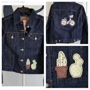 💥NEW💥 Levi Jean Jacket with Vintage Patches-Sz M